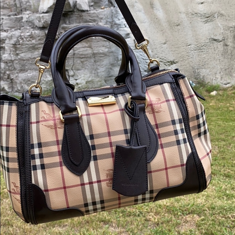 Burberry Beige Nova Check Satchel with Black Trim - Picture 12 of 16